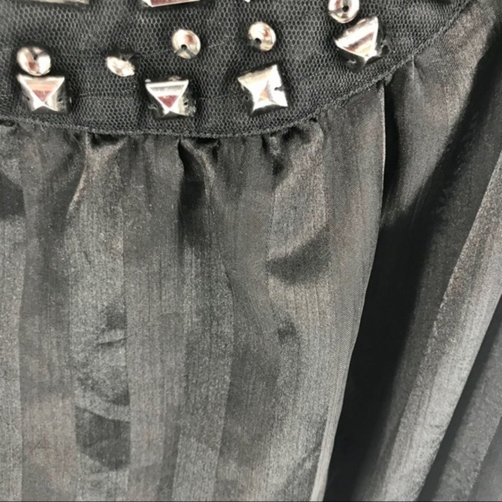 MXM Studded Collar Sleeveless Satin Blouse Plus 22 - Picture 4 of 6